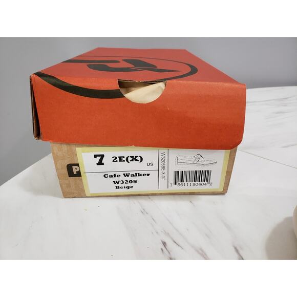 NEW - Propet Womens Cafe Walker Slip On Flat Shoes Beige Size 7 EXTRA WIDE - Picture 7 of 7